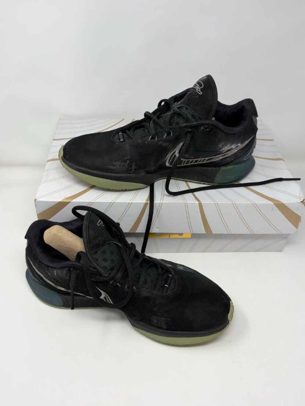 Nike LeBron XXI 21 Tahitian Black Iridescent Basketball Shoes Men’s 11 Box